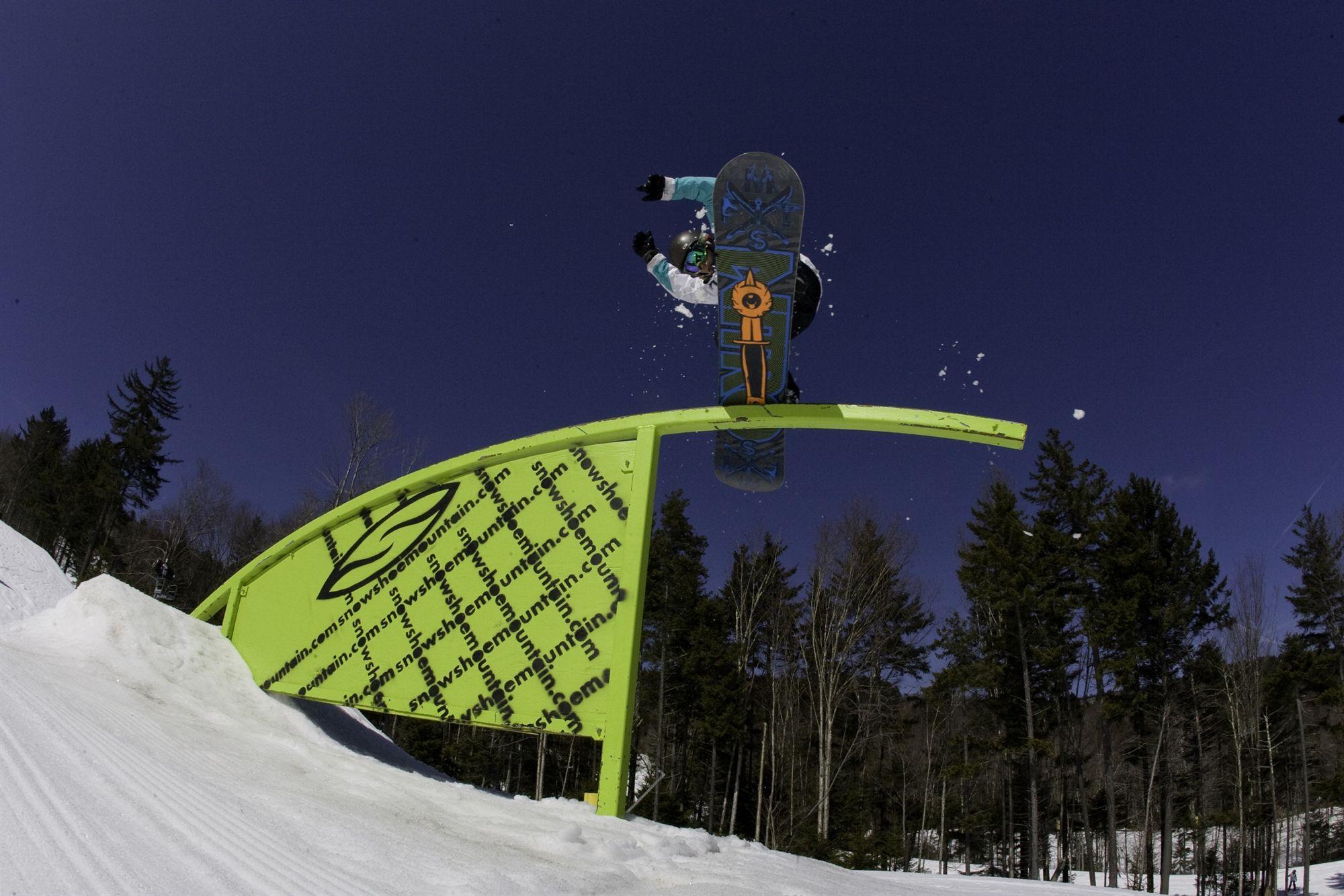 Soaring Eagle Lodge スノーシュー エクステリア 写真